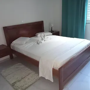 Bentub Apartment