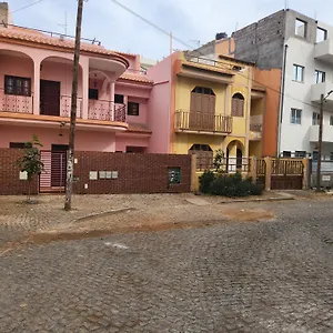  Apartamento Casa Cor De Rosa