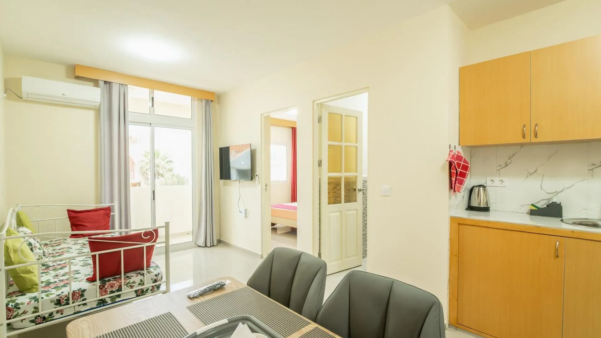 Residencial Liviamilena Santa Maria Apartamento Cabo Verde